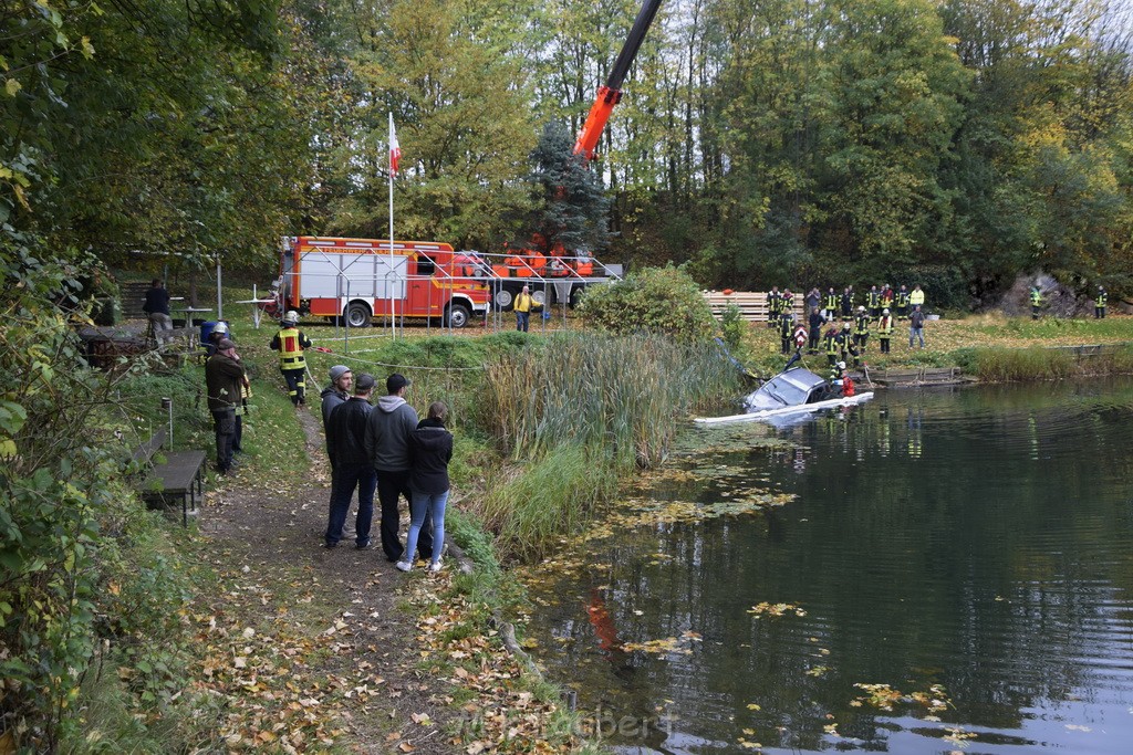 Einsatz BF Koeln PKW im See Koeln Esch P032.JPG - Miklos Laubert